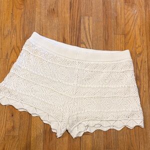 a new day Cream Crochet Knit Scalloped-Hem Shorts